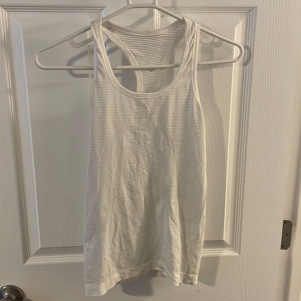Lululemon White Swiftly Racerback Size 6